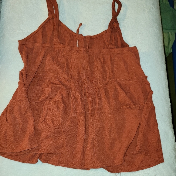 Cute Crop - Picture 2 of 2